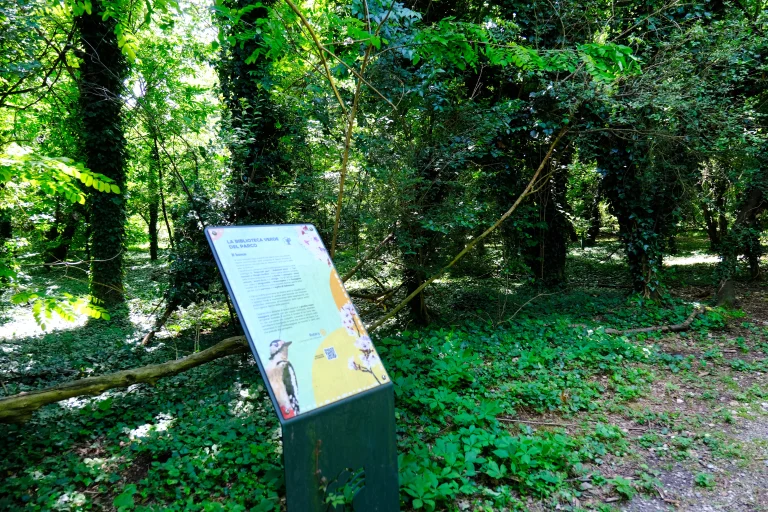 Dettaglio del cartello con spiegazione delle aree del Parco