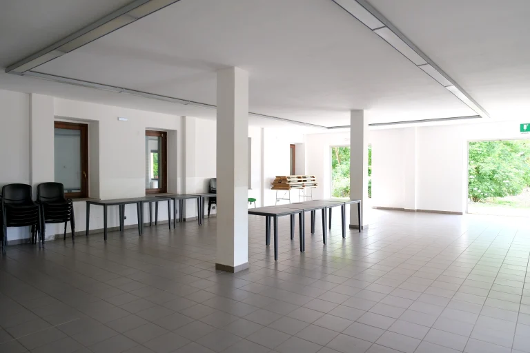 Sala polivalente adiacente agli uffici